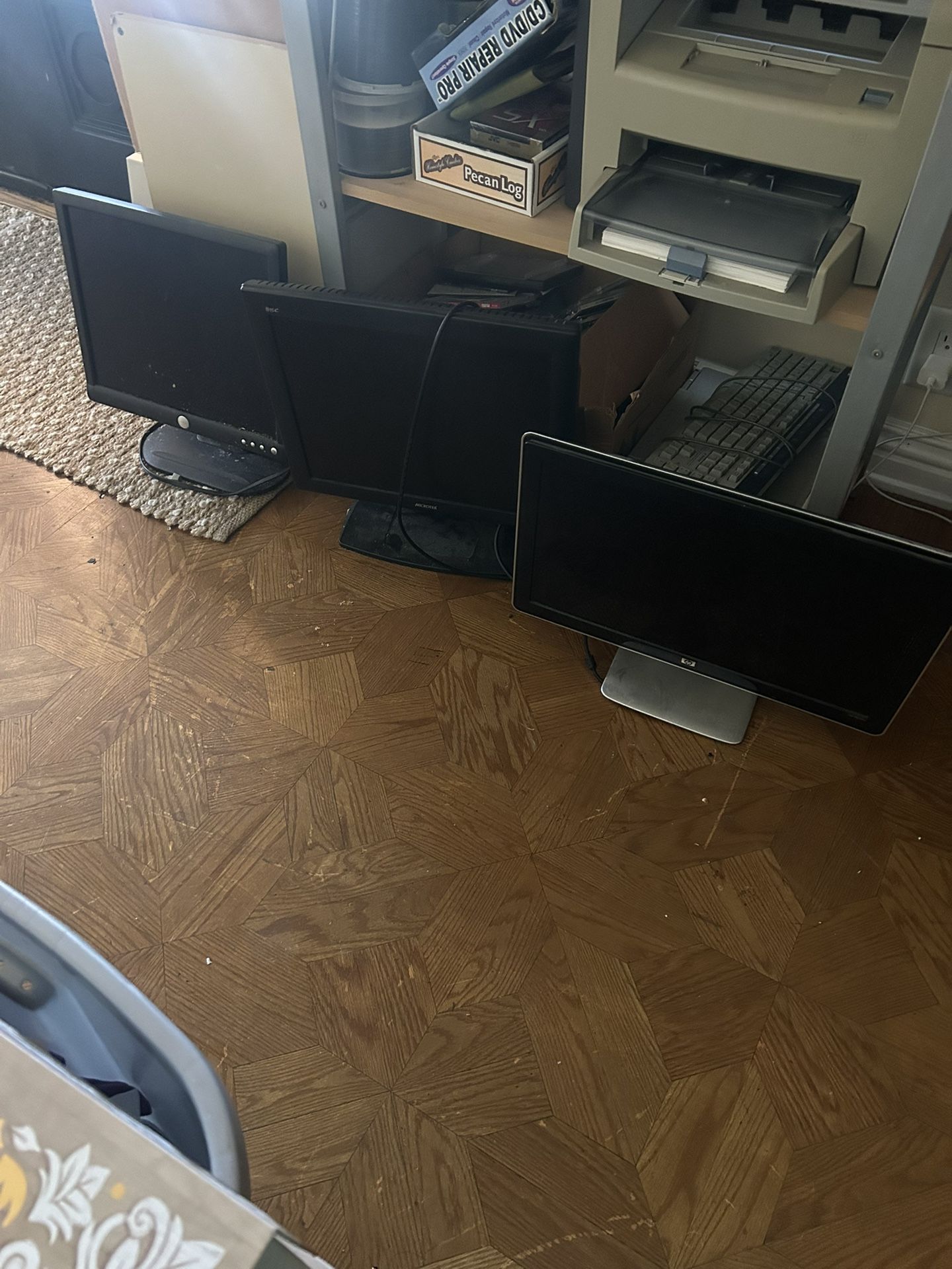 Used Computer Screens