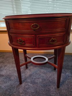 Oval Cherry Wood End Table with Drawers