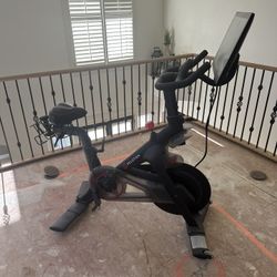 Peloton Spin Bike