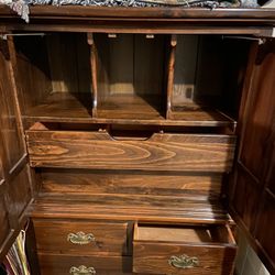 Wood  Quality Closet $80 