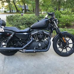 2022 Harley davinson Iron 883
