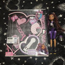 Clawdeen Monster High Doll 