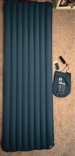 Camping sleeping pad