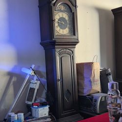 Battery Grandfather Clock
