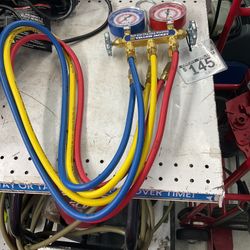 Yellow Jacket Test Charging Manifold