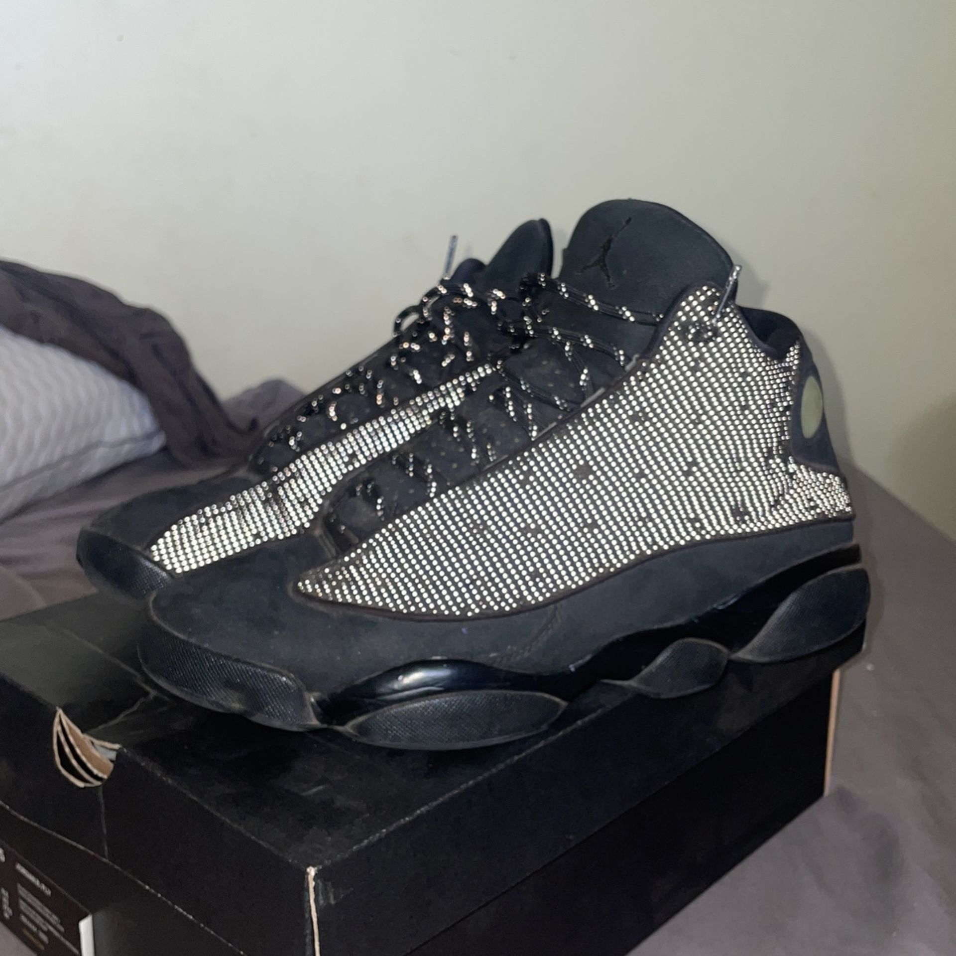 Jordan 13 Black Cat Size 9.5