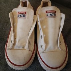 Girls Converse Size 10