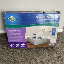 Petsafe ScoopFree smart Litter box 