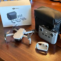 Dji mini 2 with fly more combo