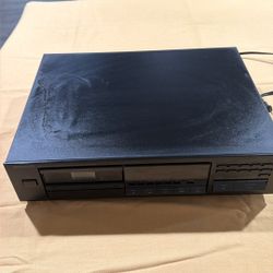 Kenwood Multiple Compact Disk Player