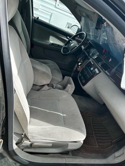 Chevrolet Impala 2007, Black, Seats 6