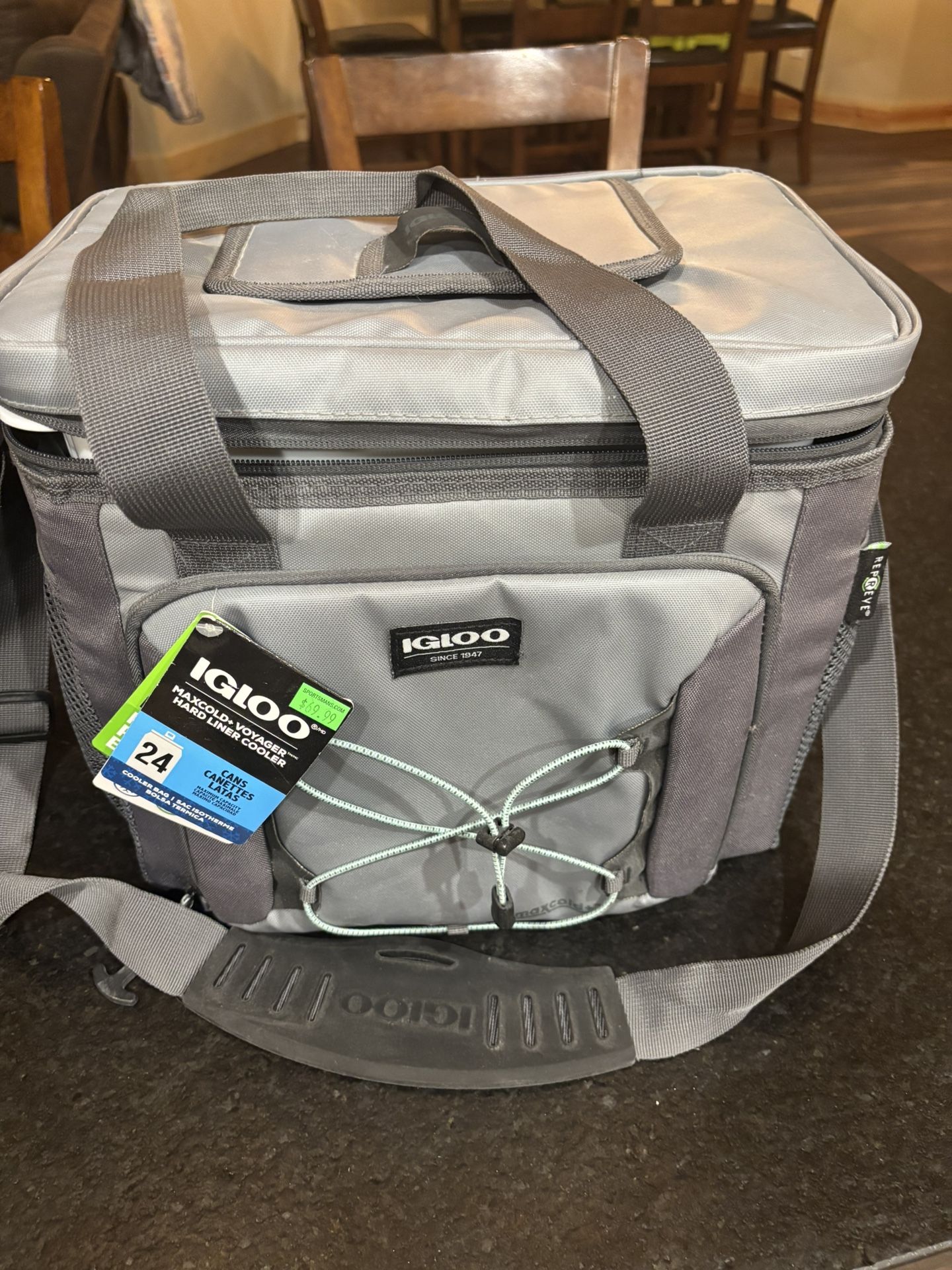 Igloo Maxcold Voyager 24 Can Cooler