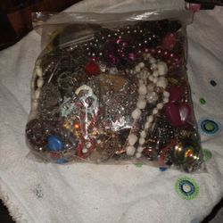 Lot #3 200 Peice Mystery Jewelry  Bag.ALL WEARABLE