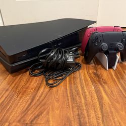 PLAYSTATION 5 - 2 PS5 Controllers - With Black And White Plates