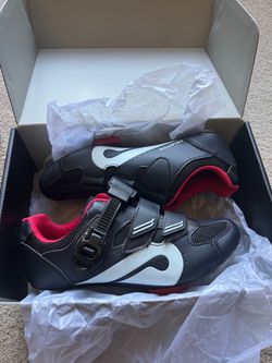 Peloton women’s cycling shoes - Size 39
