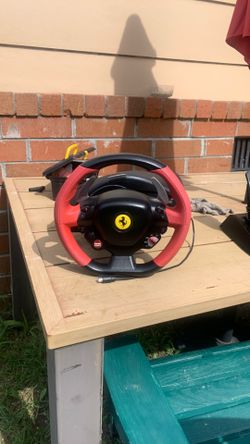 Slightly used thrustmaster  RACING WHEEL