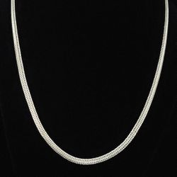 19" x 5mm 316L Stainless Steel Open Box Woven Fancy Link Chain Necklace. NWOT