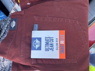 Men’s Jeans. Burgundy 32x32