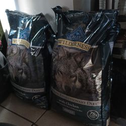 Blue Buffalo Wilderness Nature's Evolutionary Diet Adult Dry Dog Food