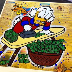 Tshirt Printing DTG printing Screen Printing Silk Printing Heat Press Kaws Gucci Shirt Custom Prints Crafts