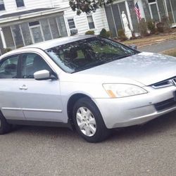 Honda Accord 2004 LX 4dr Sedan