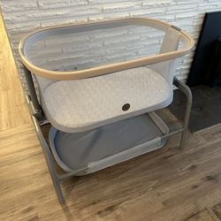 Maxi-Cosi Iora Baby Bassinet, Adjustable, Classic Slate