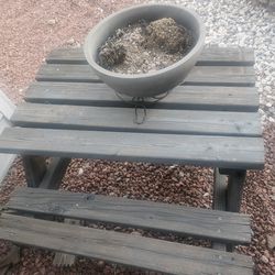 Kids picnic table