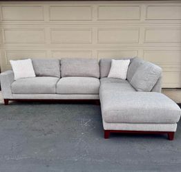 Great condition modern