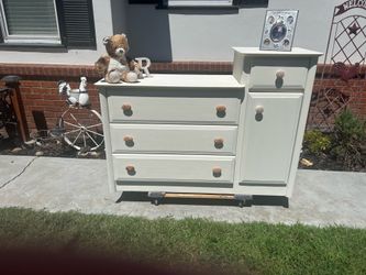 Baby dresser