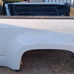 Chevy Colorado 5.2 bed