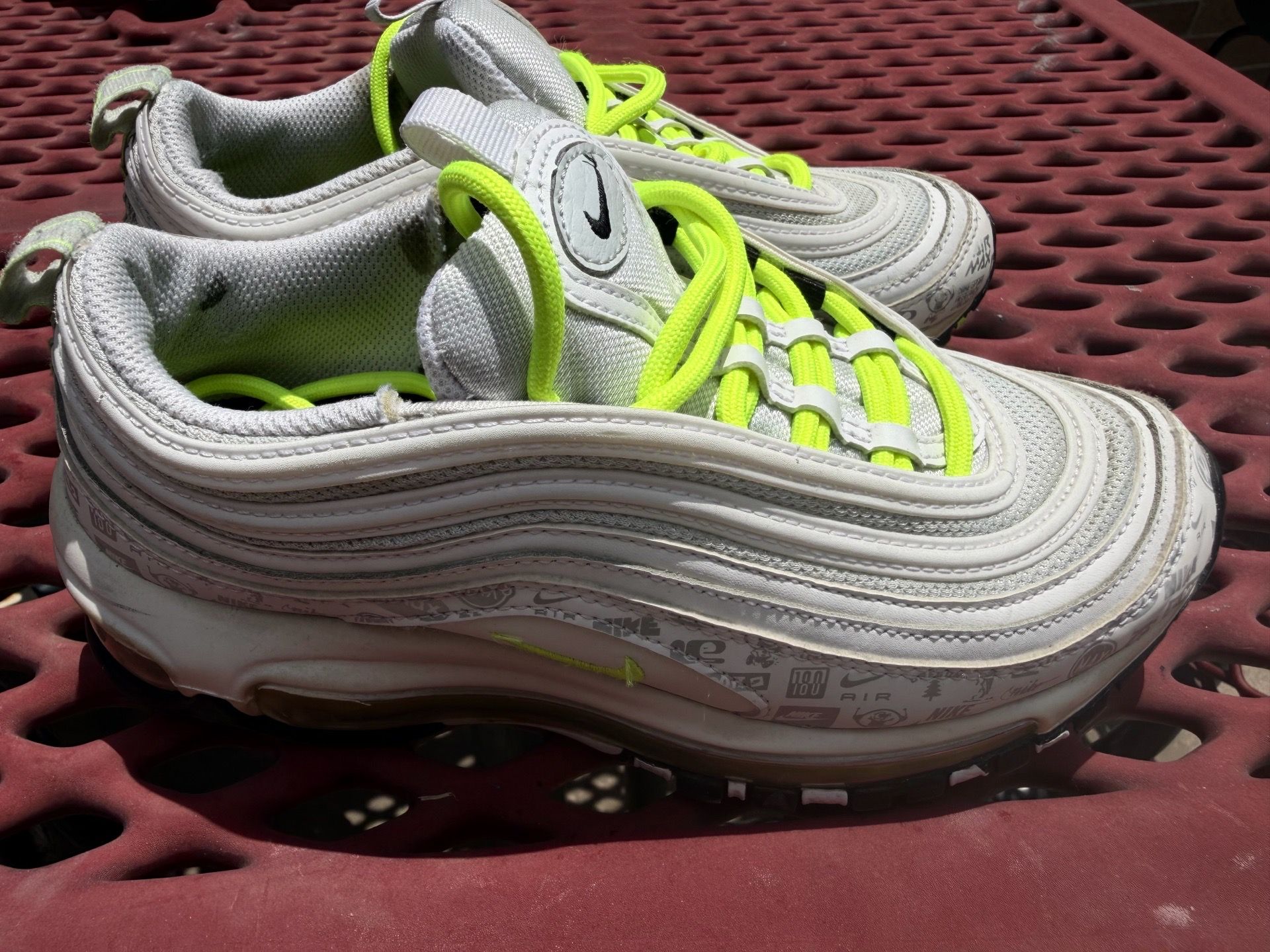 Nike size 5y