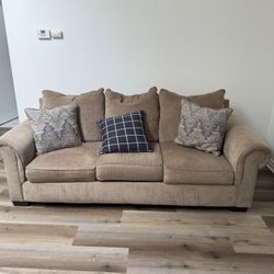 Sofa In Excellent Condition.  Less Then One Year Old