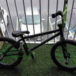 BMX BIKE 
