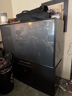 Free, projector TV, Mitsubishi
