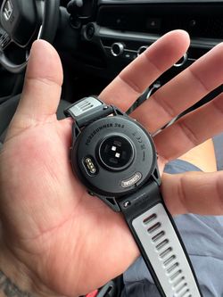 Garmin Forerunner 265  Smartwatch
