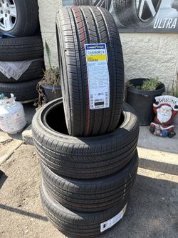 235/40R/19 GoodYear