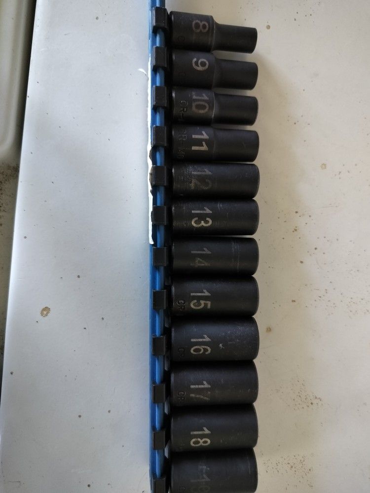 Matco ADV 3/8 Mid-length Socket Set