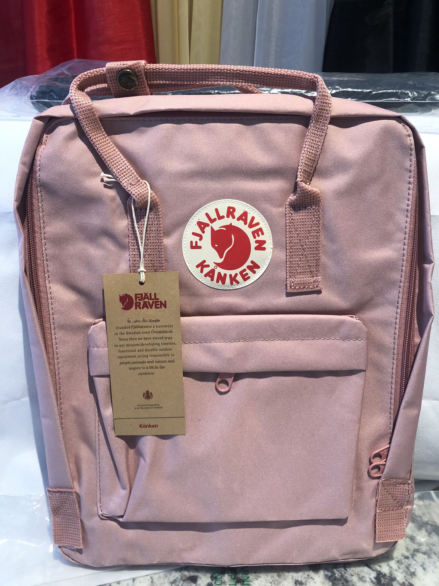 Fajllraven- KanKen medium backpack $40 Great Christmas Gift 🎁 🎄