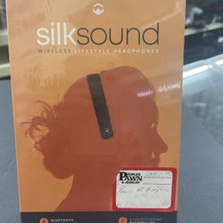   NIB Paww SilkSound Wireless Lifestyle Headphones. 