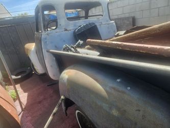 52 chevy 5 window short bed