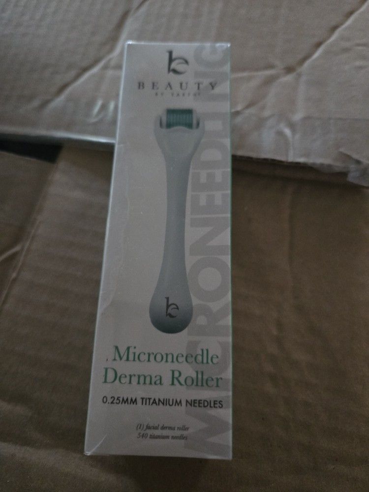 Beauty by Earth Microneedle Derma Roller