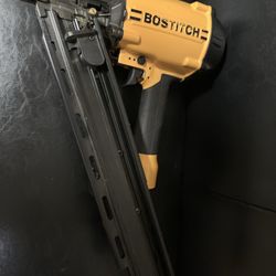 BOSTITCH Framing Nailer
