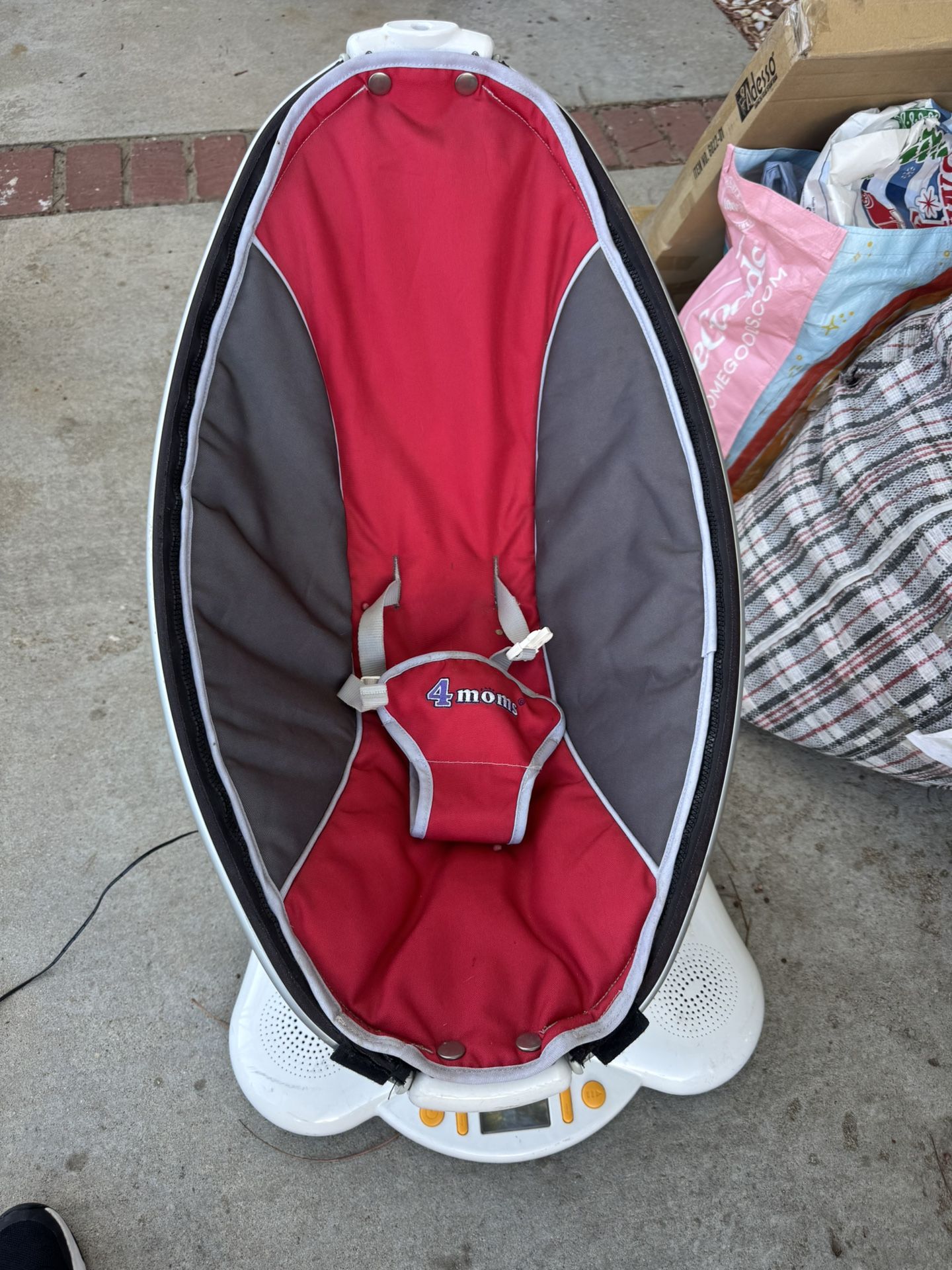 Mamaroo 4 Moms 