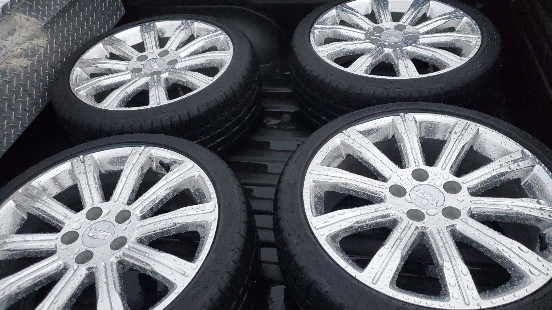 Cadillac wheels and tires