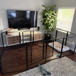 Rollick Dog Playpen - 16 Pannels