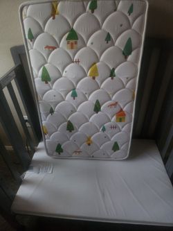 Crib with Mattress and Pad
