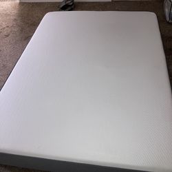 Casper Queen Size Mattress - Free