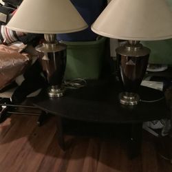 2 Lamps And Coffee Table