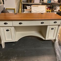 High Quality executive desk set — desk, file cabinet, and bookshel