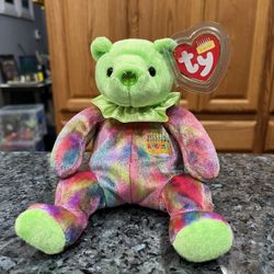 Ty Beanie Babie “August Birthday Bear”  2001.  Size  7 inches tall.  Sits  up.  Brand New with Tags.  
